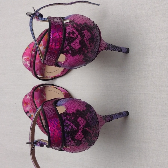Jean Micheal Cazabat purple leather printed heel - Picture 4 of 5